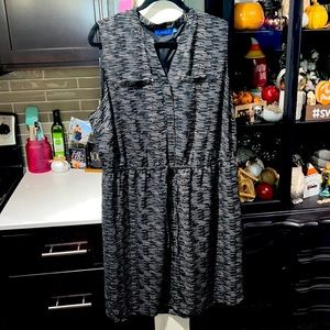 Apt 9 Black Geometric Design Sleeveless dress with belted waist